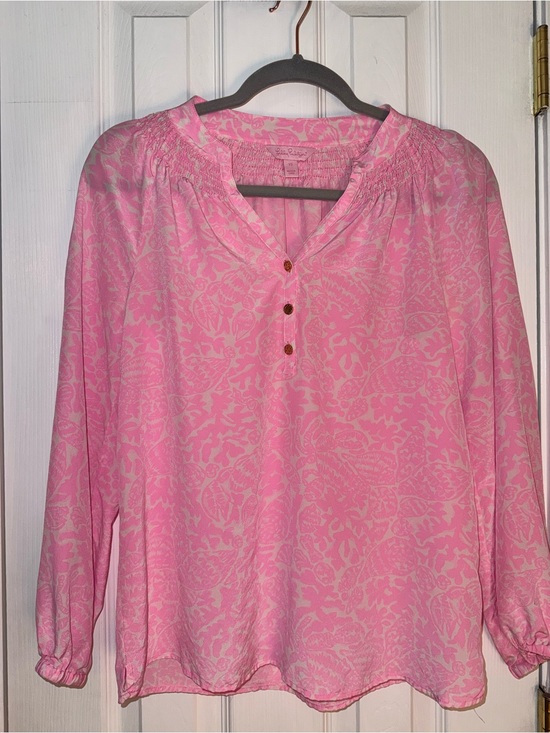 Lilly Pulitzer Tops - Lilly Pulitzer Elsa top XS
